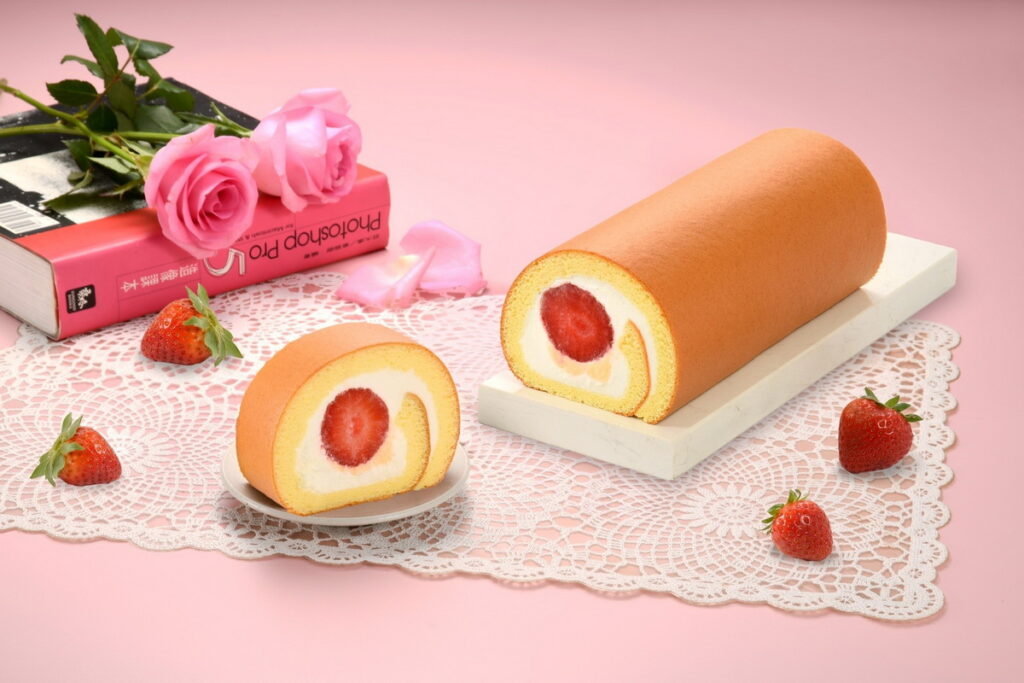 亞尼克情人節推薦甜點:鮮採草莓生乳捲,售價630元