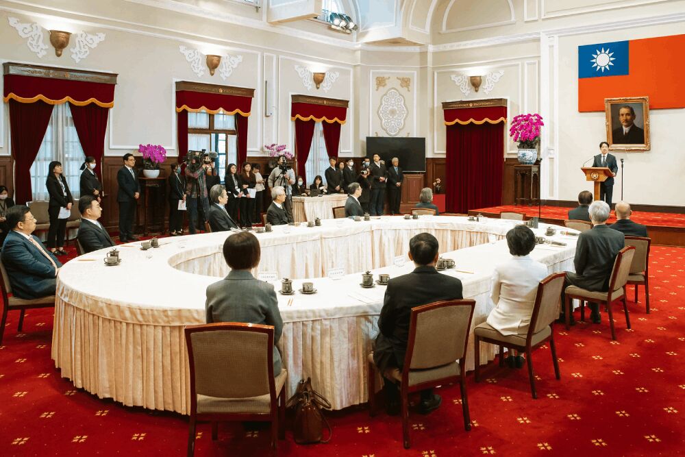 賴清德召五院會商 黃珊珊盼速提大法官、賴士葆諷儀式感十足 238 照片來源:總統府