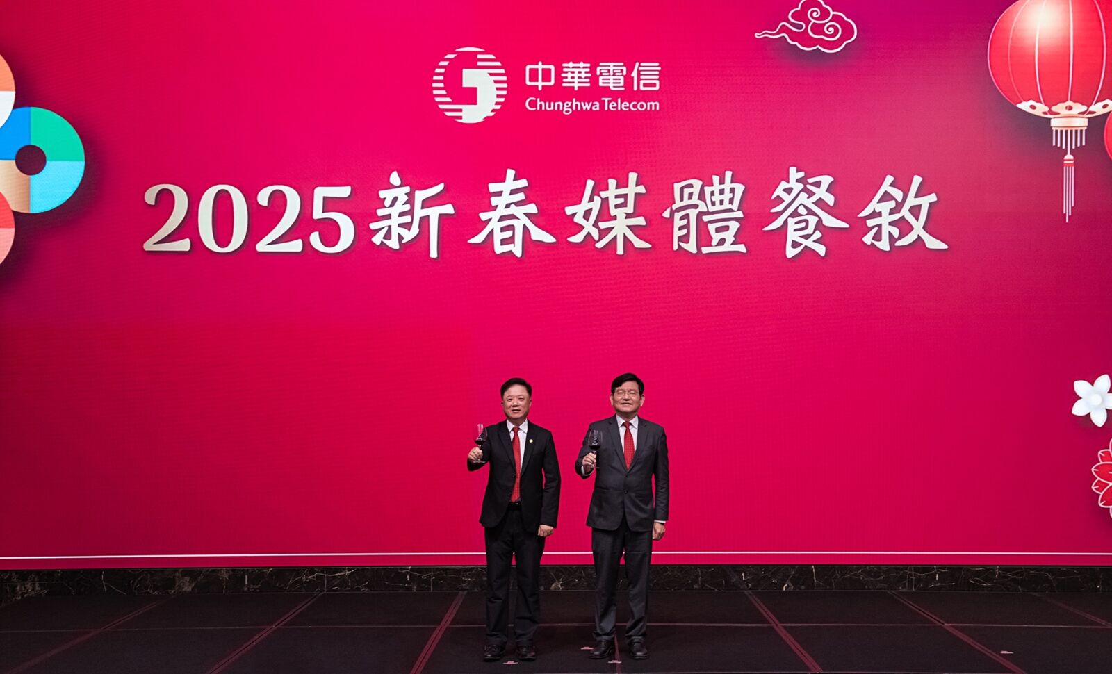 中華電信營收獲利創七年新高 簡志誠訂下AI轉型新目標 219