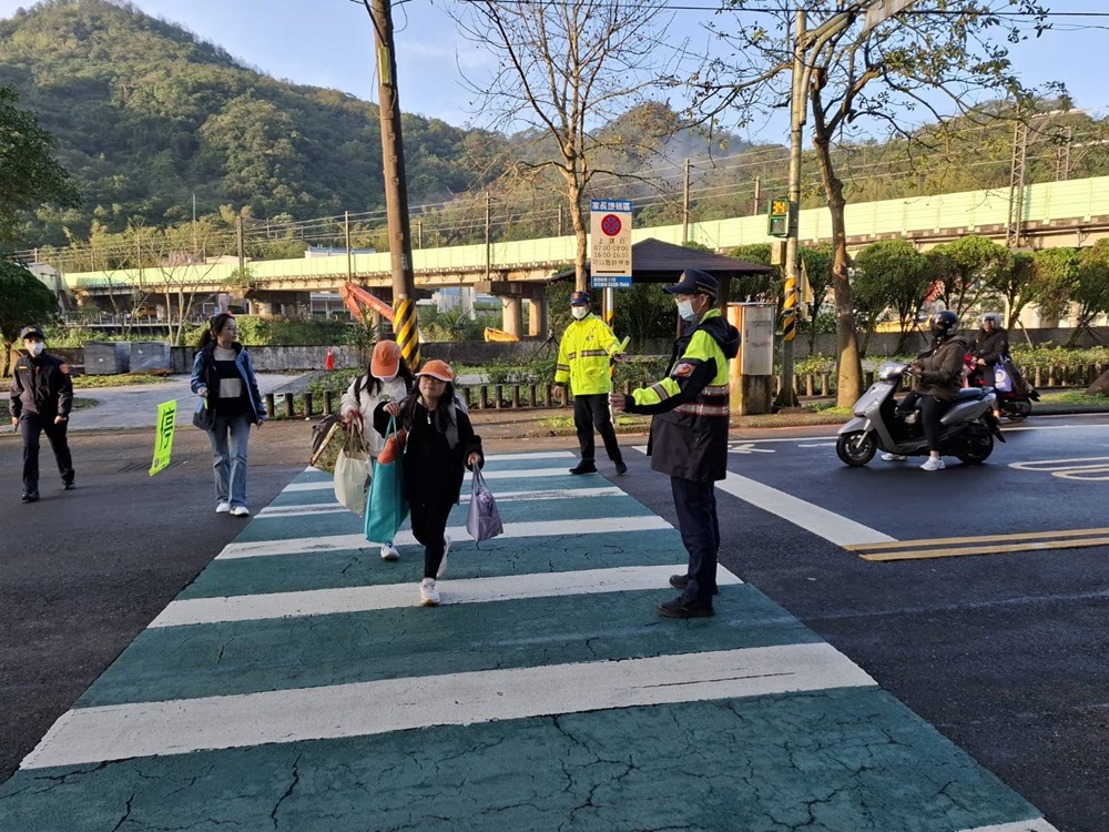 兒童事故新聞排名最高 新北警開學日護交通安全 239 cnews204250211a02
