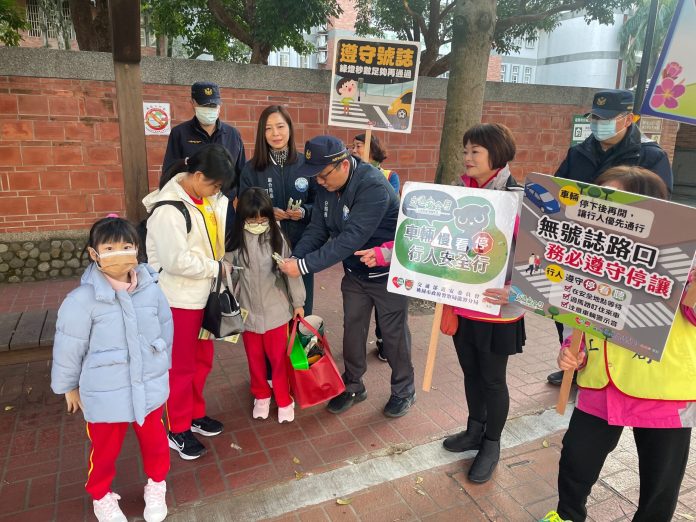 寒假結束!龍潭警守護通學路 強化取締周邊違規 70 S 1646887 scaled