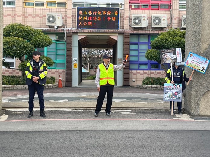 蘆竹警開學日加強宣導 守護校園交通安全 69 S 3112972 0