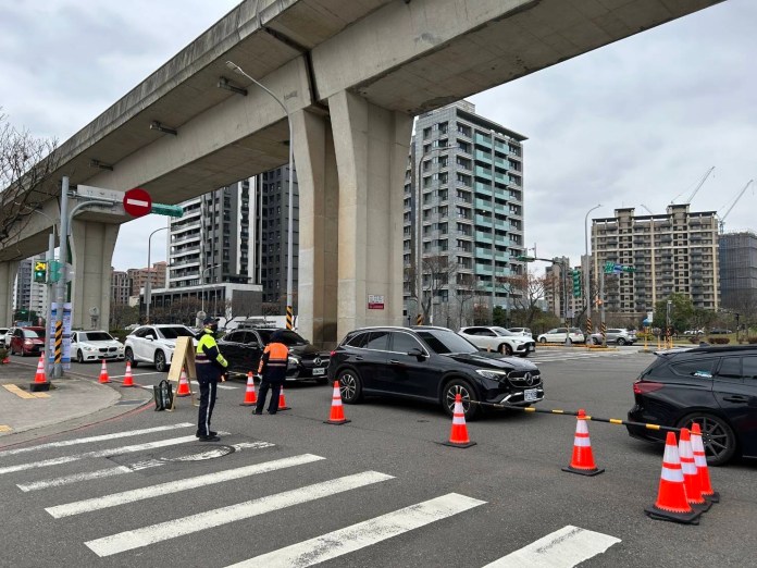 桃警全力守護台灣燈會交通秩序 維持周邊道路順暢 56 S 111288427 0