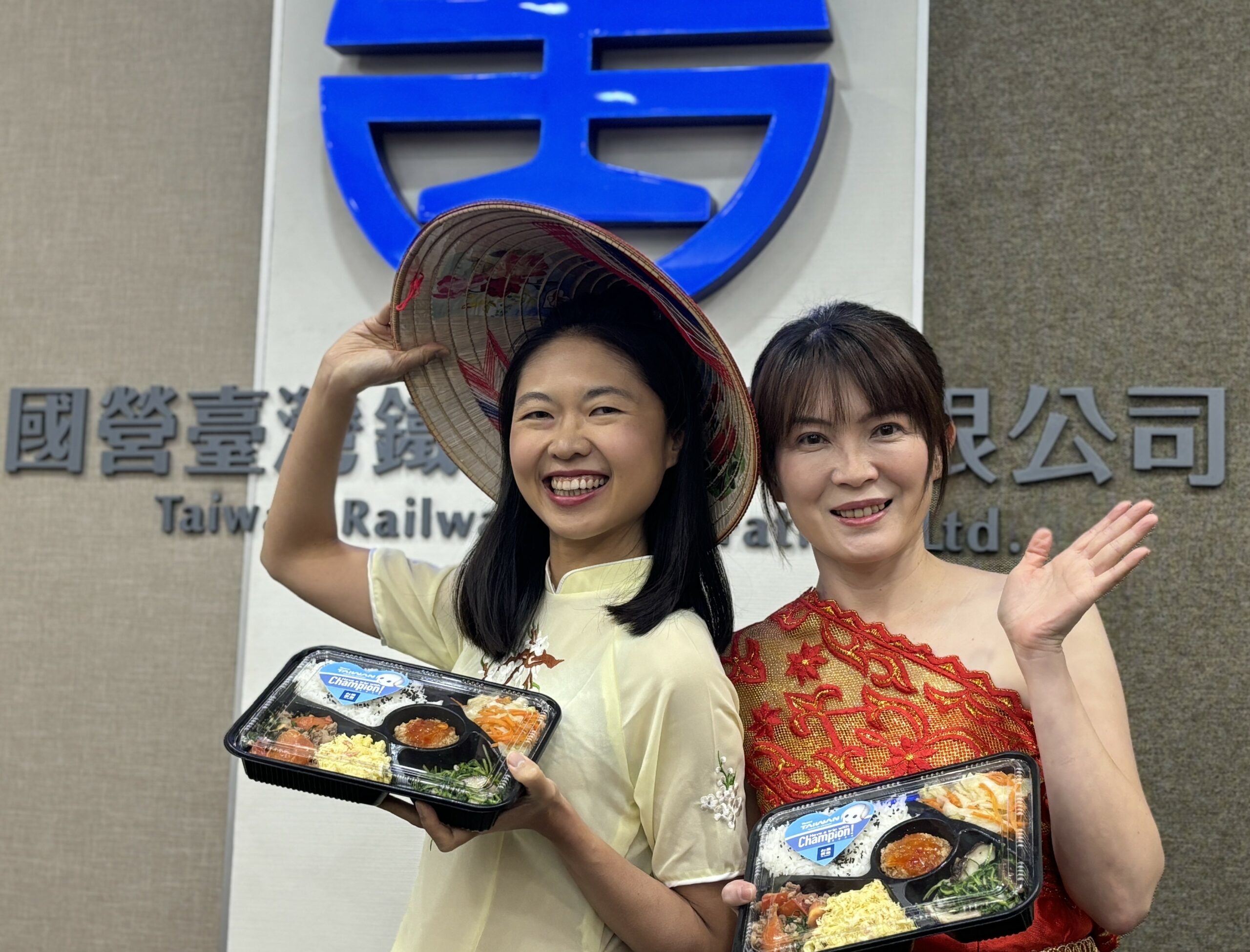 燈會限定!台鐵帶你品味桃園 推出「這款」特色便當 53468 scaled