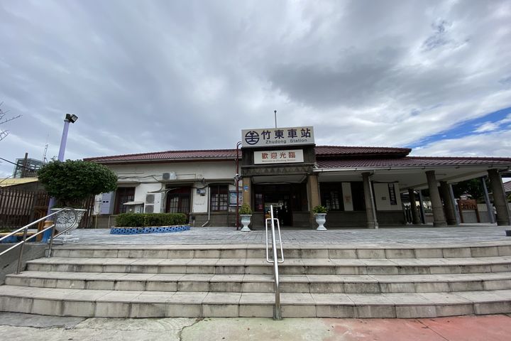 搭火車遊新竹！臺鐵全新郵輪列車「嬉遊內灣 共下來尞」888元懷舊一日遊