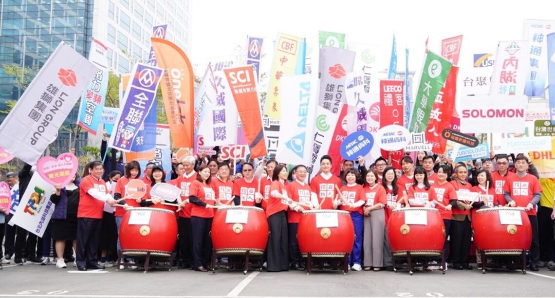 出席「第十二屆內科千人捐血活動」 蔣萬安:感謝內科協會為社會付出