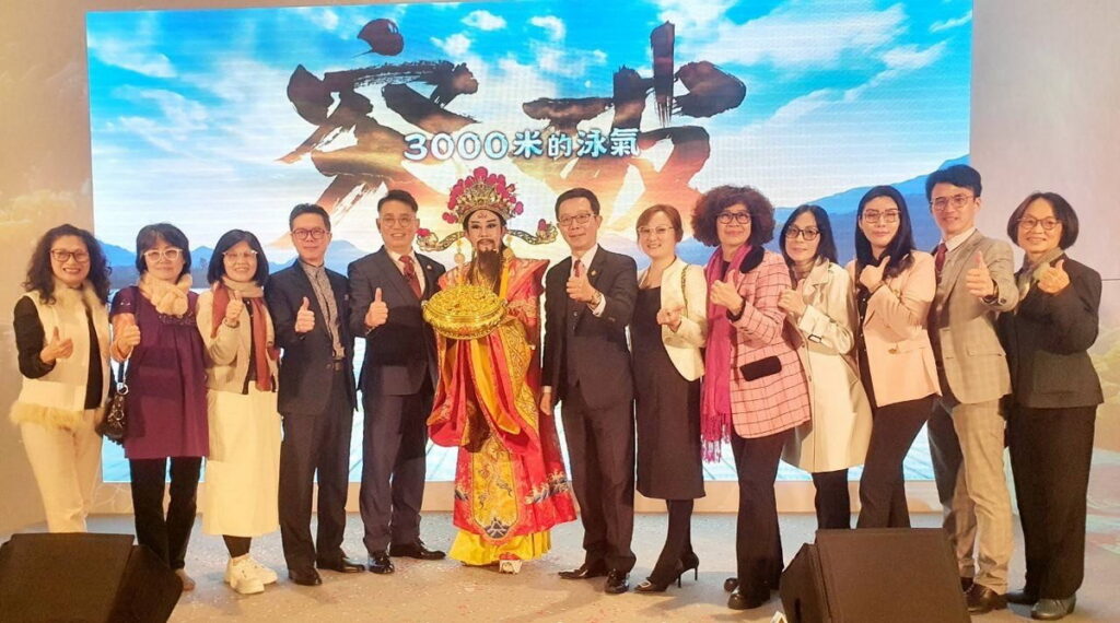 電影「突破三千米的泳氣」該片改編自真實事件,講述視障者成功泳渡日月潭故事激勵人心。