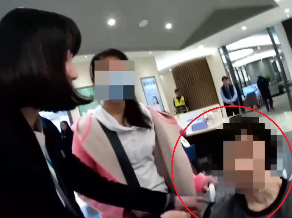 阿姨又是你 6旬婦連續2次險被假投資騙匯款 233 cnews204250212a06