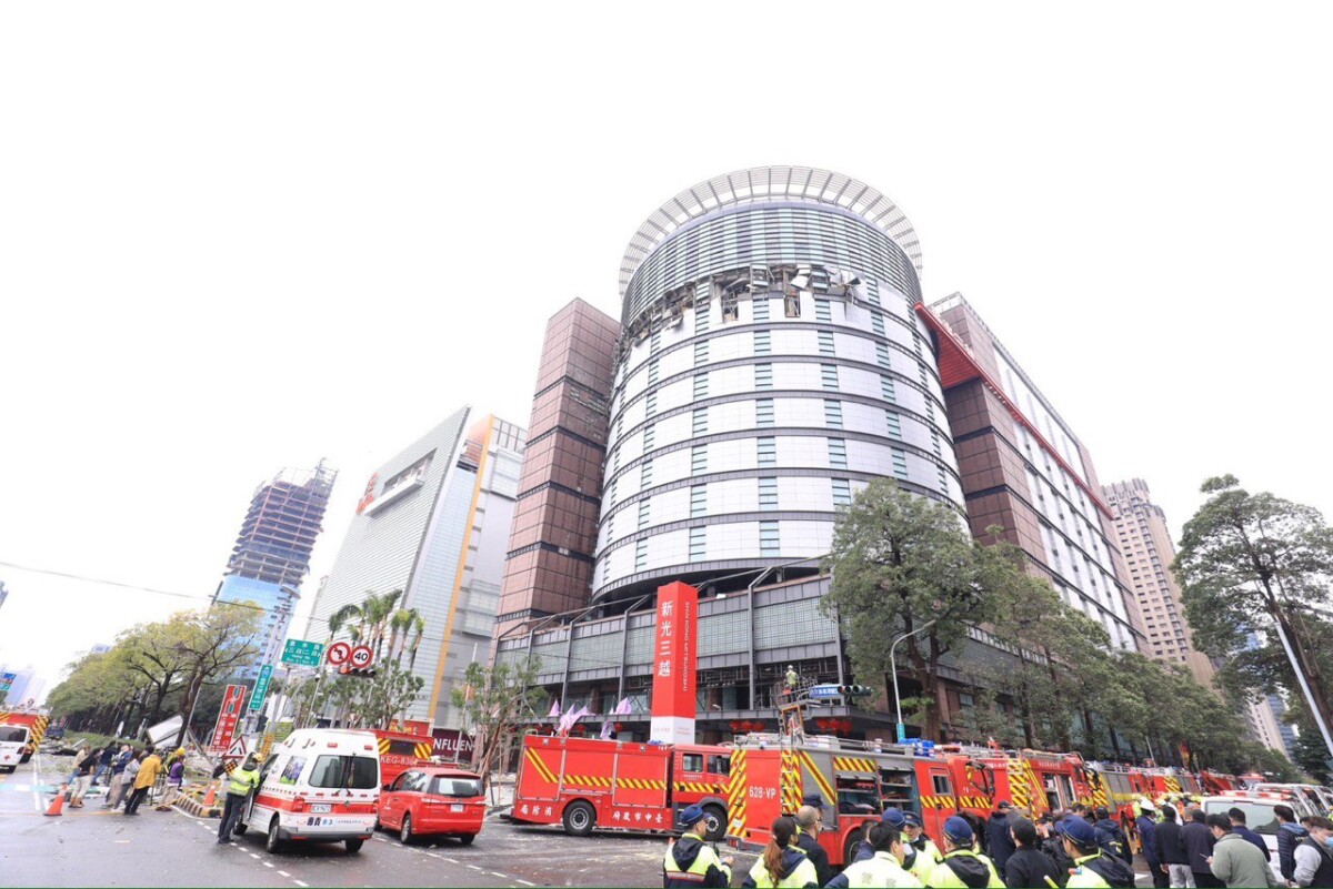 ▲台中新光三越氣爆！盧秀燕：相關局處全力救災。(圖/中市府提供)