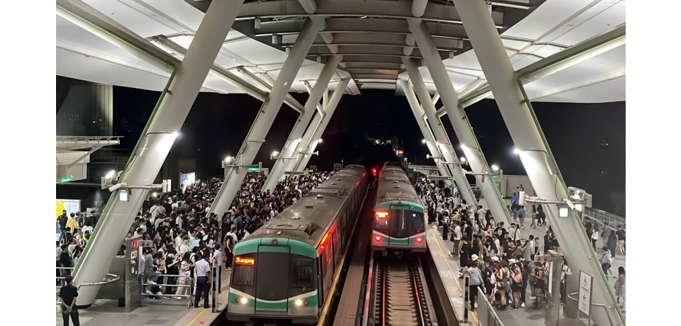 魔力紅演唱會14日開唱 高雄捷運備加班車疏運並首辦行李寄放服務