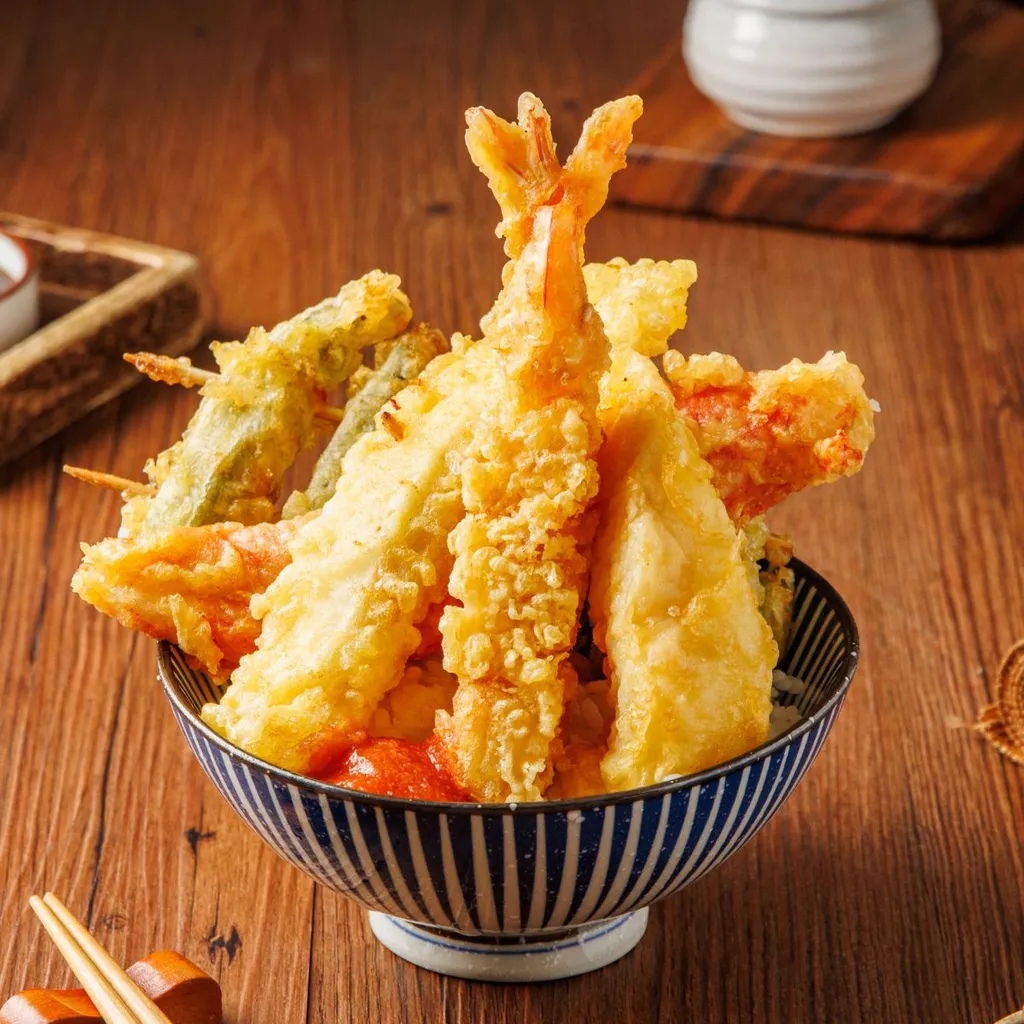 號稱是全台灣CP值最高的「天丼」，無腦夾好夾滿也不到預算天花板