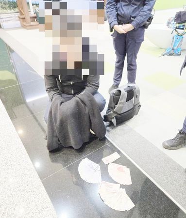 桃機撿錢包暗槓現金「假好心」交保全　赴美男登機前遭逮捕 215