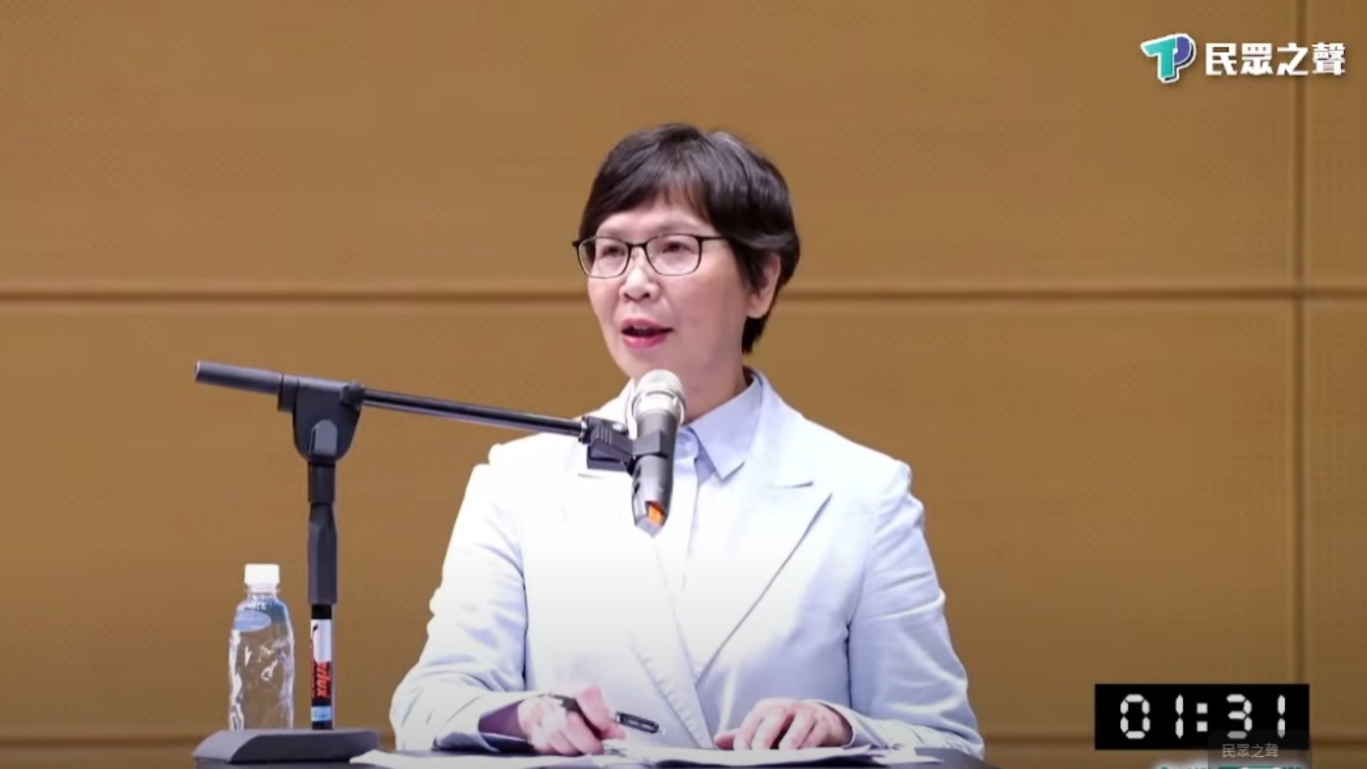 蔡壁如在民眾黨主席補選政見發表會上表示,只要柯文哲有機會可以回到崗位上,她將立即辭去黨主席。翻攝民眾之聲YT