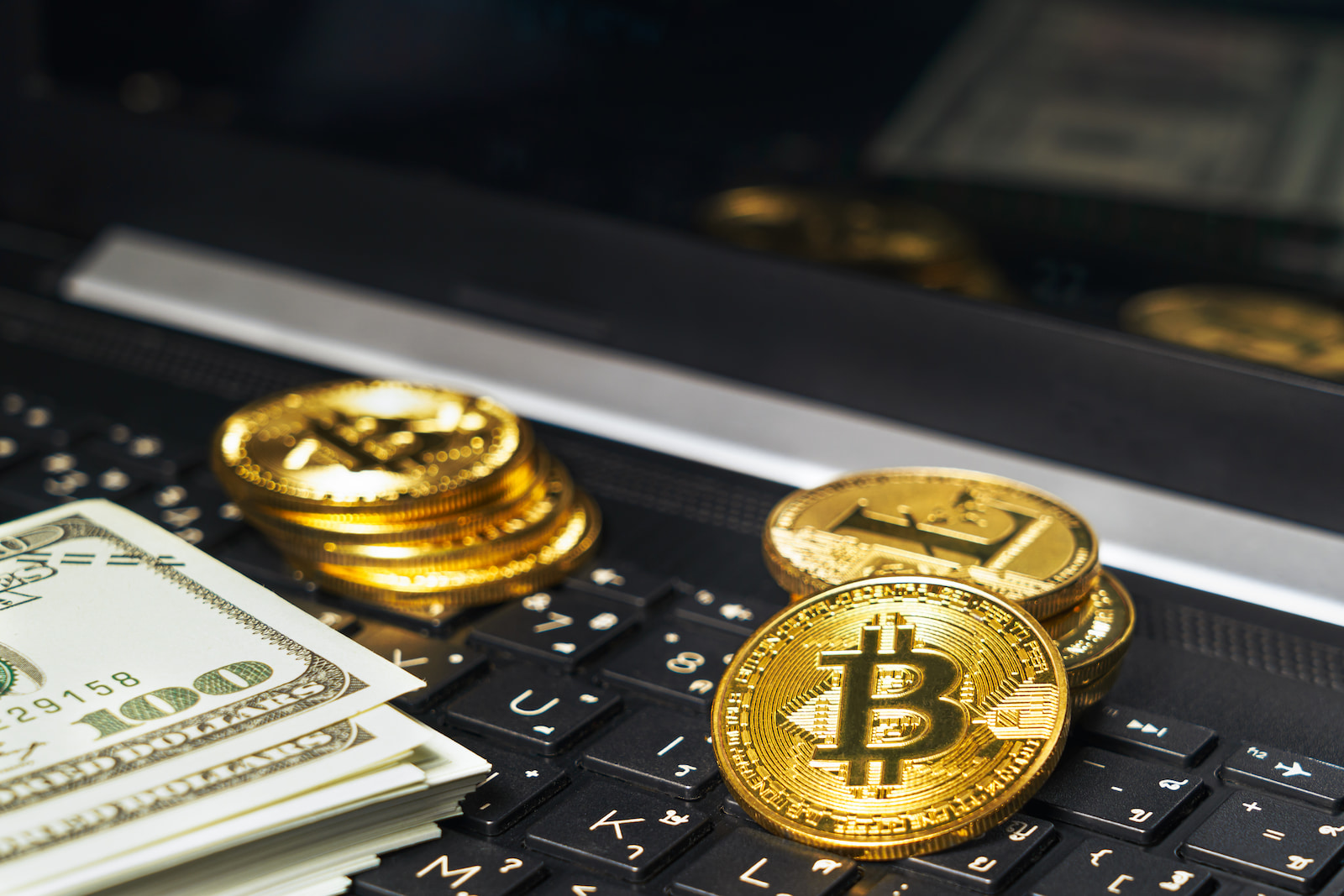 Bitcoin (1)