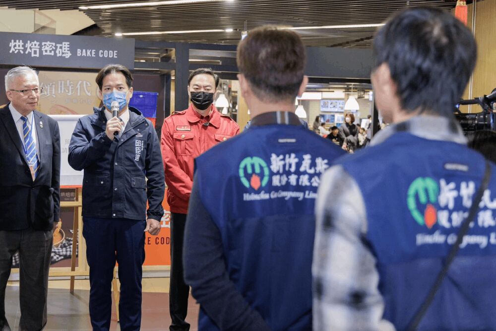 邱臣遠率隊啟動新竹商場公安稽查 嚴格把關市民消費安全 262 照片來源:新竹市政府