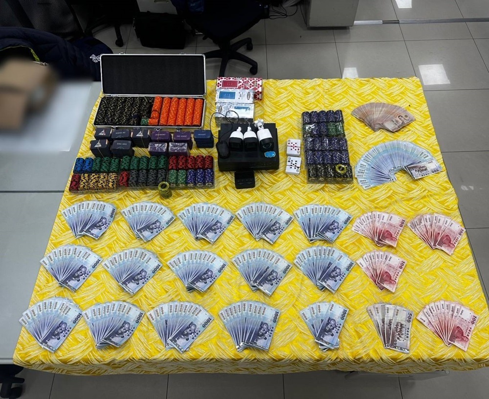 賭場暗藏高鐵特區 警破德州撲克逮12人 264 cnews204250214a11