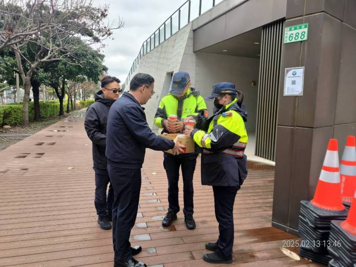 燈會交通攻略 市府推5條免費接駁車助民眾輕鬆賞燈 59 552570 0