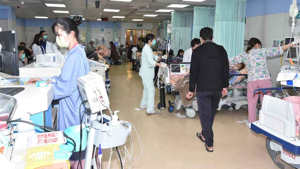 ▲彰基總院長陳穆寬強調，彰基的醫護人員不僅在醫院內拯救患者生命，即使在日常生活中，遇到突發狀況，也能不畏危險，挺身而出，這是最珍貴的價值。（彰基醫院提供）