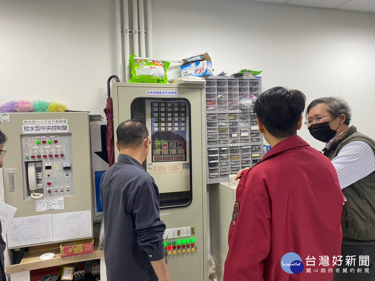 竹市消防局與都市發展處前往商場聯合檢查