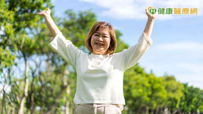 更年期女性「5大代謝警訊」報你知!「飲食心法」助力對抗人生新挑戰