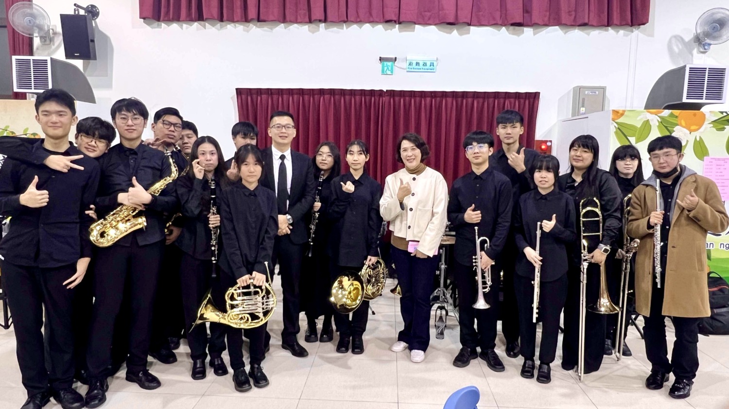 內思高工甘露校長帶領管樂團以精湛的演奏實力震撼全場。(圖/記者林照東攝)