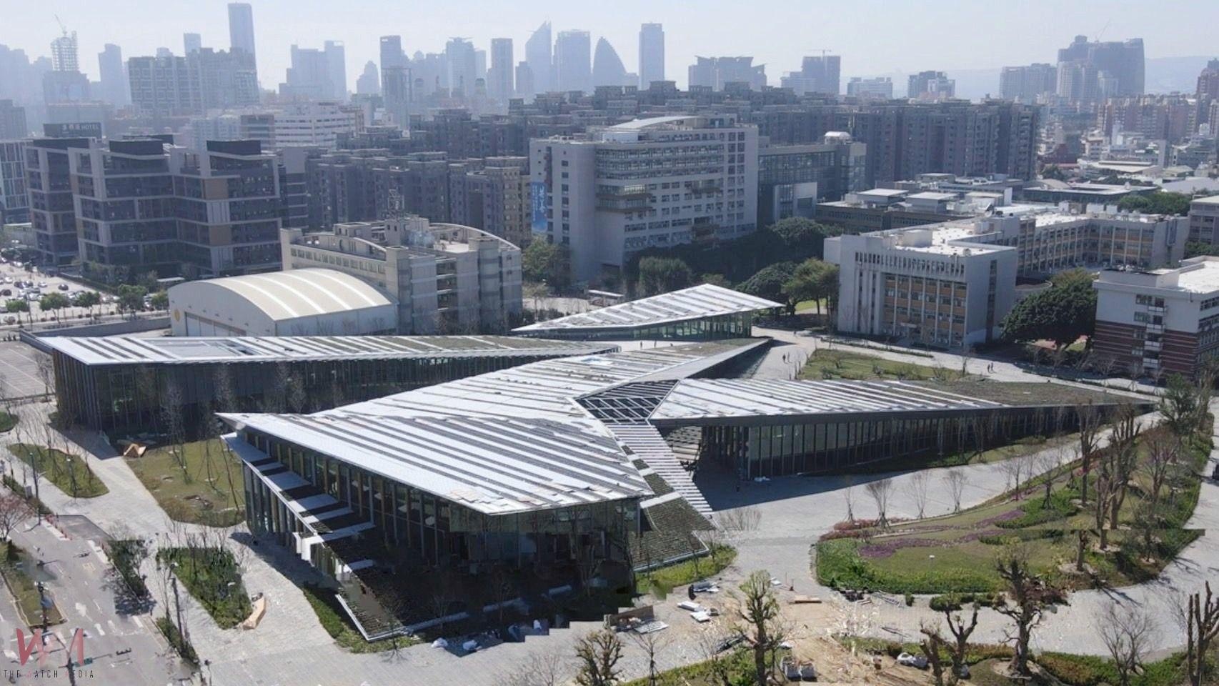 世界級建築美學!逢甲大學共善樓2/16啟用 隈研吾設計全臺唯一校園地景建築 - https://www.watchmedia01.com