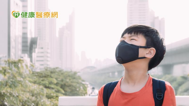 不只氣溫下降!冷氣團南下空氣品質也拉警報 4招自我保護避免空污影響健康