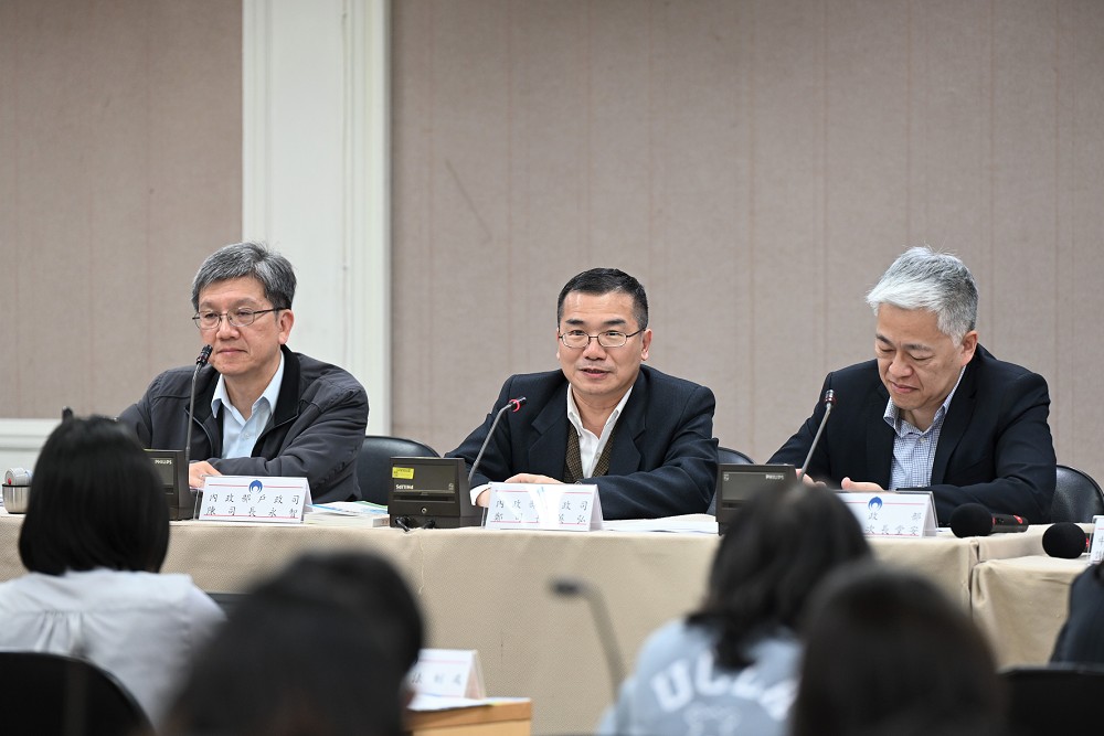 罷免連署名冊查對 內政部呼籲依法辦理、嚴守行政中立 212 罷免連署名冊查對 內政部呼籲依法辦理、嚴守行政中立 211