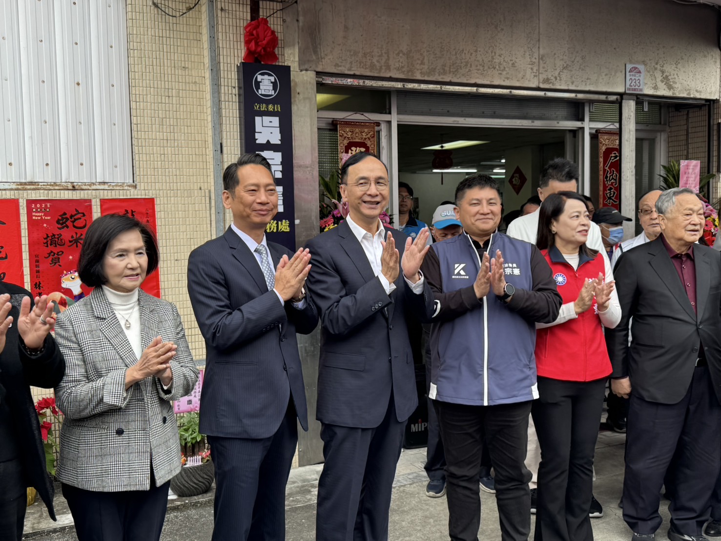 民進黨推大罷免目的在「重選立委」? 朱立倫:台灣的民主就是「民進黨做主」 - https://www.watchmedia01.com
