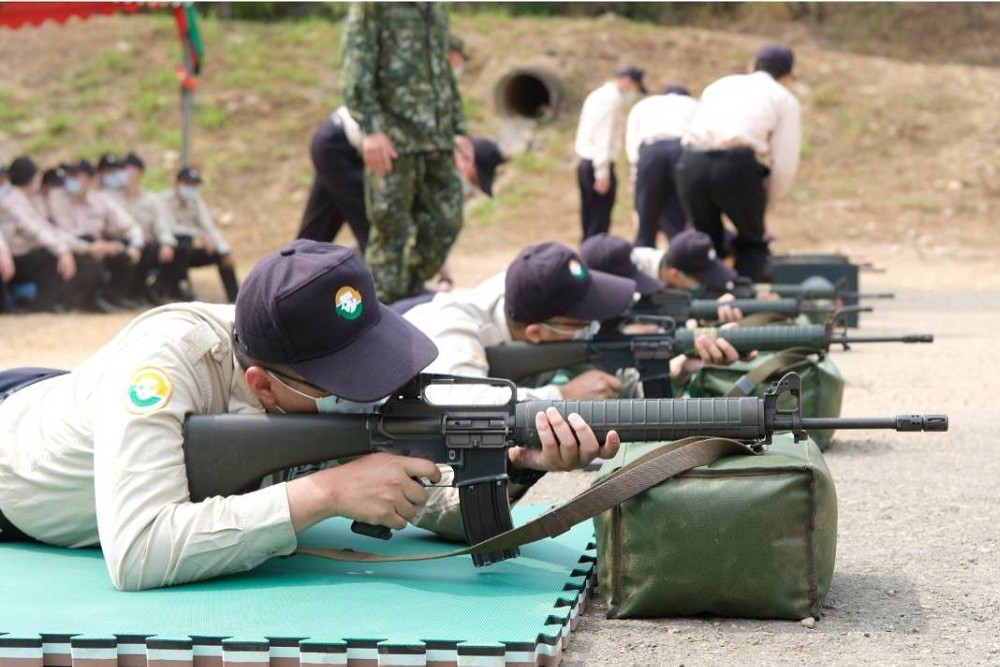 藝人王大陸疑逃兵遭移送 內政部將回溯5年查漏網役男 196 藝人王大陸疑逃兵遭移送 內政部將回溯5年查漏網役男 195