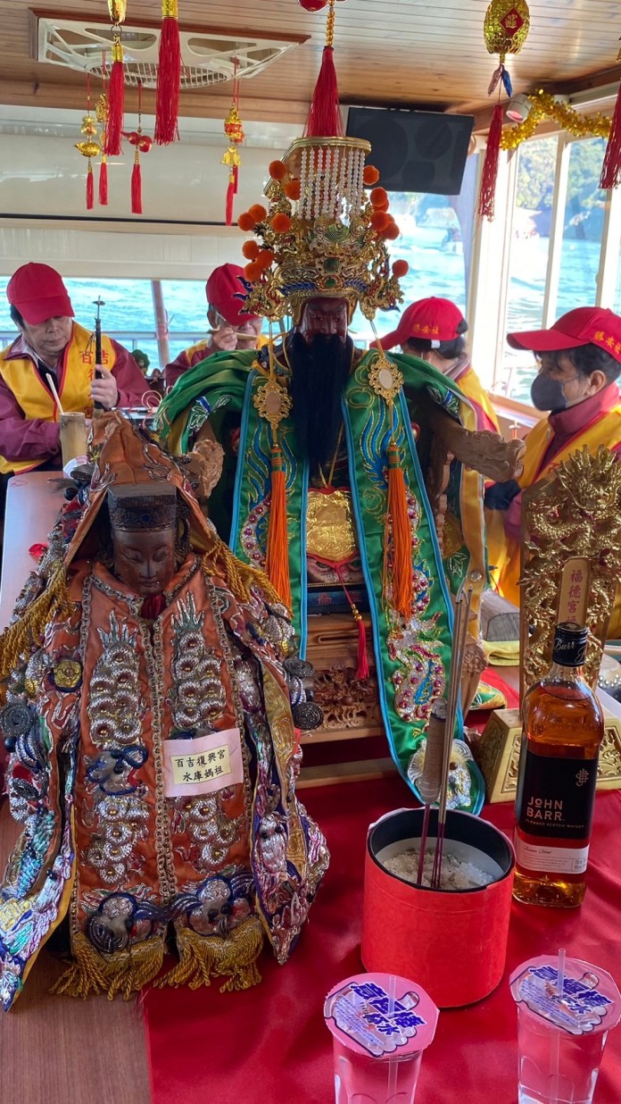 保存傳統文化 石門水庫媽祖水上遶境正式列桃園民俗 64 1234568 1