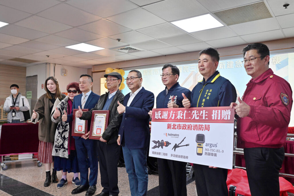 新北聯醫高壓氧治療中心啟用  侯友宜感謝各界齊心照顧市民健康