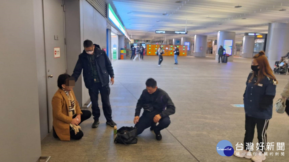 桃捷警維護賞燈旅客安全外，並查獲多起竊盜案。