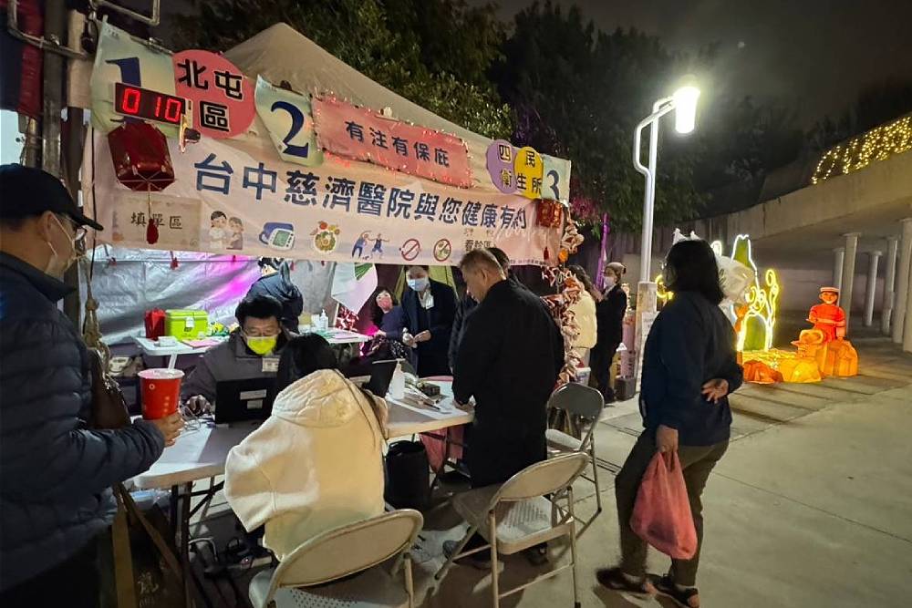 衛福部增購公費流感疫苗明開打 台中市燈會接種加贈提燈 232 衛福部增購公費流感疫苗明開打 台中市燈會接種加贈提燈 231