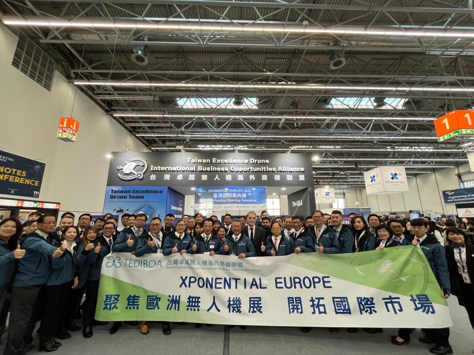 翁章梁率團參加德國XPONENTIAL展 台灣無人機技術驚豔國際 235