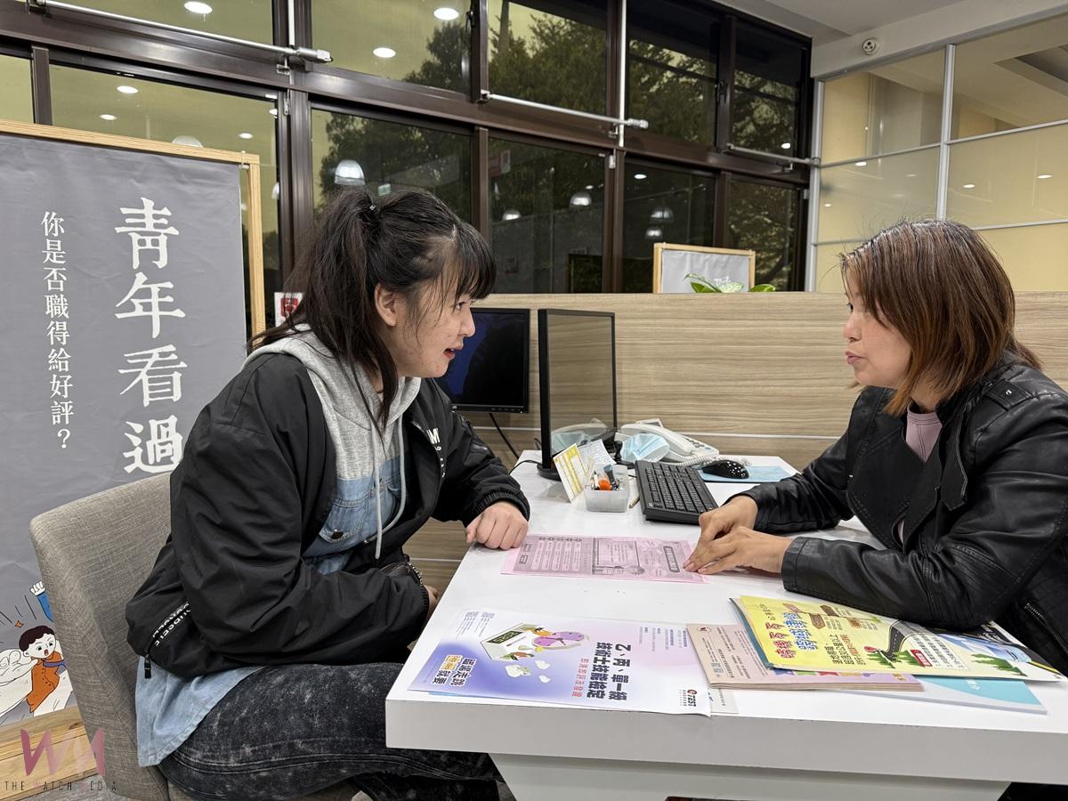 少女無懼先天限制 勇敢追夢闖職場 - https://www.watchmedia01.com