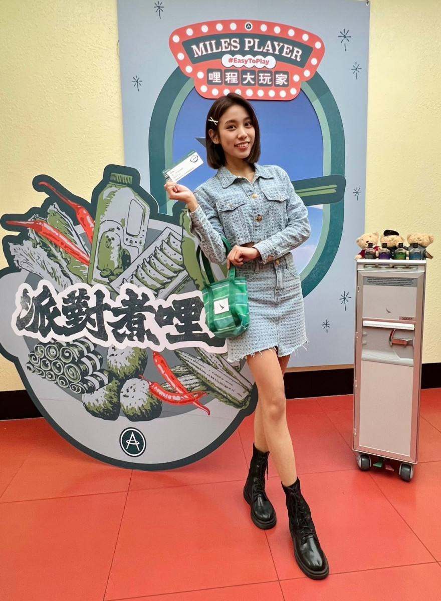 貴貴發現用里數就能兌換到超難訂位的詹記麻辣火鍋。(圖/翻攝自IG_貴貴)