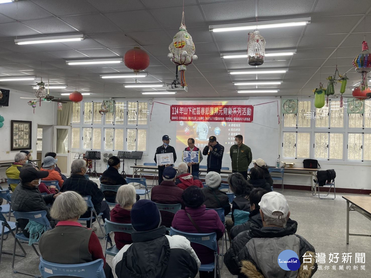 全民165打詐儀錶板再升級　頭份警深入社區加強反詐宣導