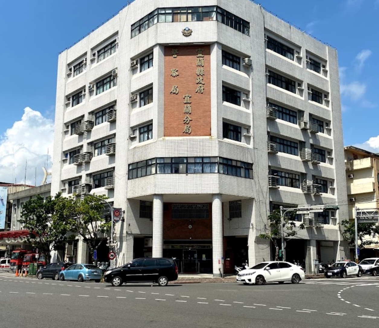 宜蘭警紀醜聞學長性侵學妹 涉案男警遭羈押禁見 - https://www.watchmedia01.com