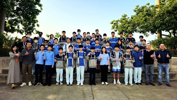 明道數學成績優。林重鎣