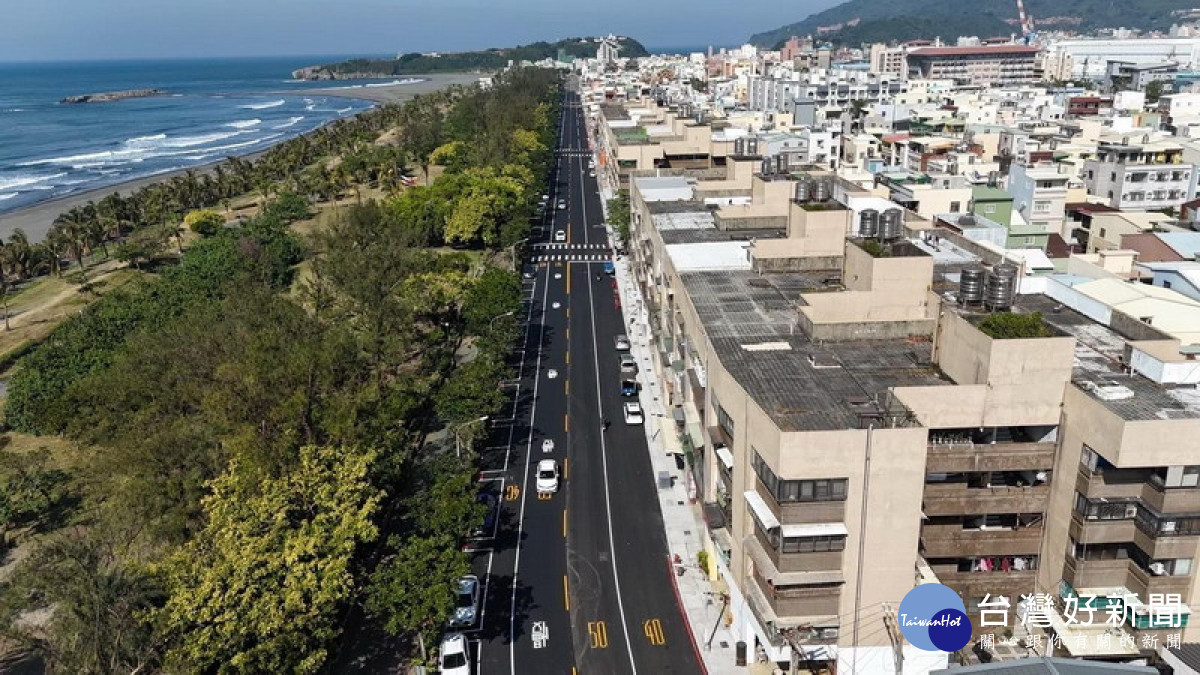 ▲高市旗津三路道路翻新。