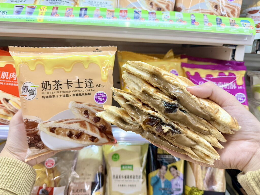 7-ELEVEN限定2千店販售的超人氣小金磚熱壓土司，全新「奶茶卡士達」口味