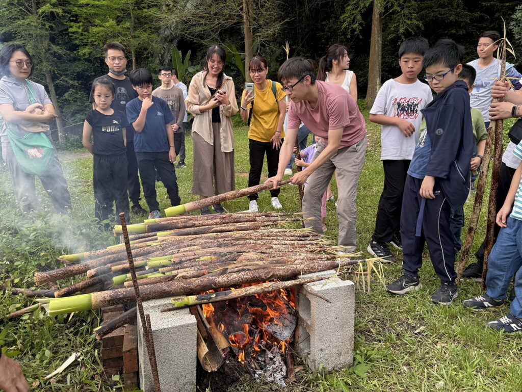 大地農場螢火蟲季自然採集採桂竹筍