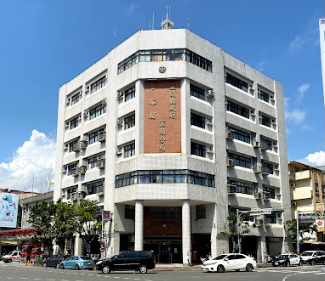 求歡遭拒暴力性侵21歲女警 宜蘭分局淫惡學長遭收押 220 求歡遭拒暴力性侵21歲女警 宜蘭分局淫惡學長遭收押 219