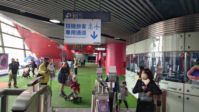 台灣燈會湧人潮 桃捷精進機捷疏運措施 57 661222 0 0