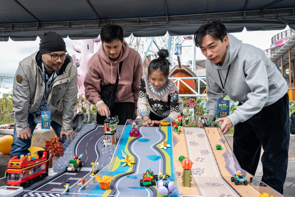 盡情施展酷炫創意 KUSO拼砌趣味飛車 用「玩心」放大心中的遊樂園