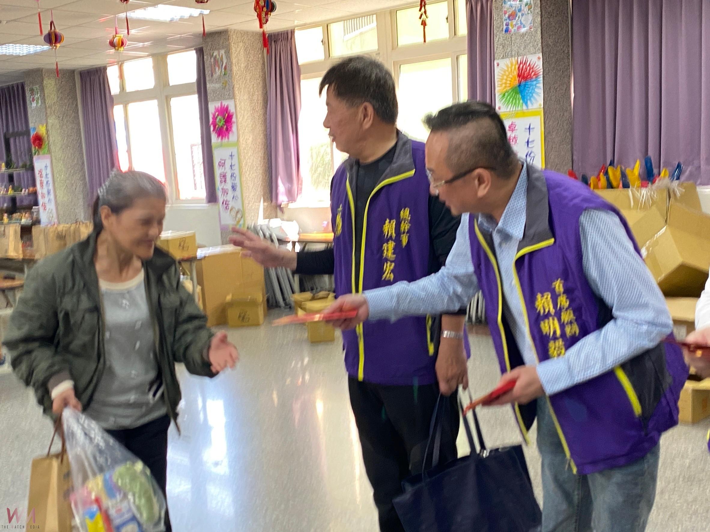 (有影片)/溫情一餐 街友感恩滿滿 毅起關懷街友宴-溫暖員林弱勢家庭 - https://www.watchmedia01.com