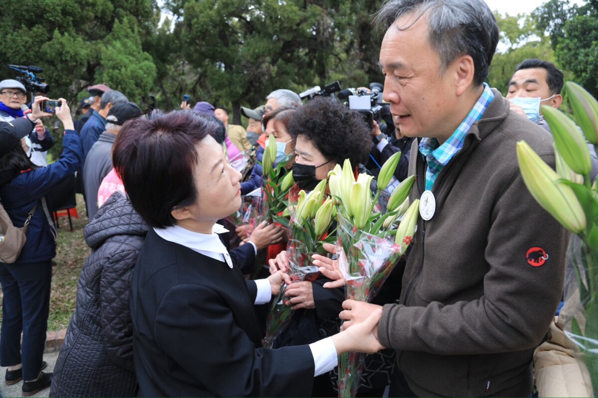 ▲7度出席台中公義行動教會228追思,市長盧秀燕:用愛化解仇恨、撫平歷史傷痛。(圖/記者顏淑娟翻攝)