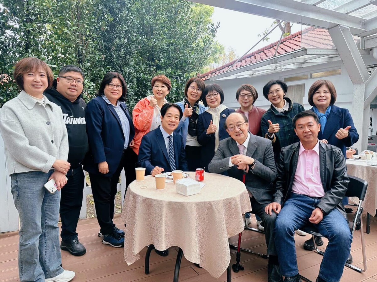 ▲賴清德總統邀請黨籍立委一同至總統官邸烤肉。(圖：擷自許智傑臉書)