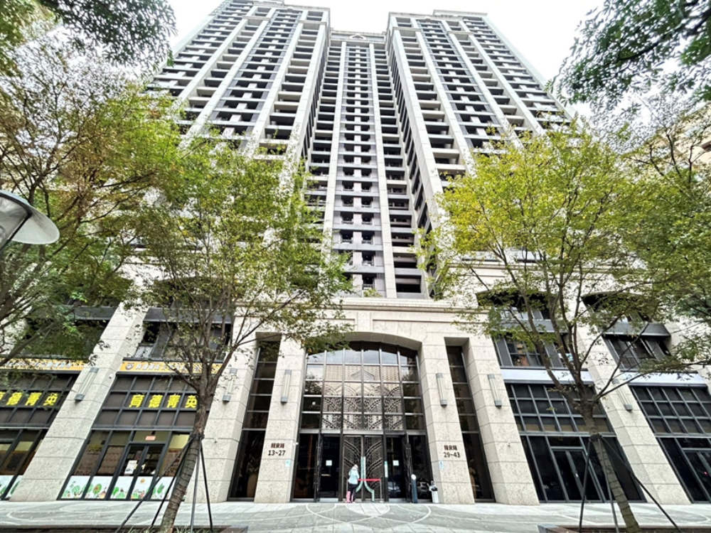 仙境傳說、宏福新市、興富發捷仕堡吸買氣 永慶房仲分析新莊Top3低總價高機能社區 230 cnews195250224a03